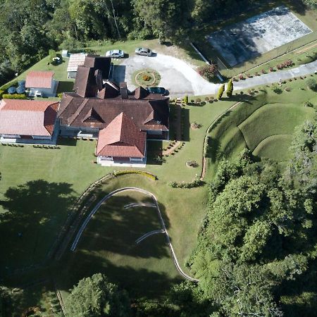 Bukit Lowick Bungalow タナ・ラタ エクステリア 写真